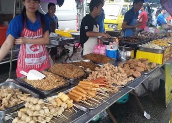 Pasar Malam Taman Desa Tebrau