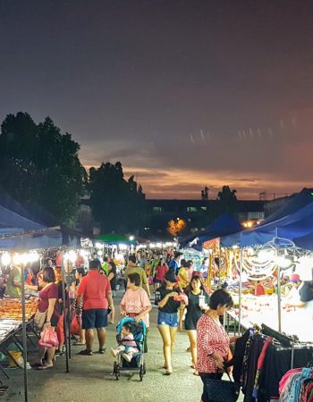 Taman Ungku Tun Aminah Night Market
