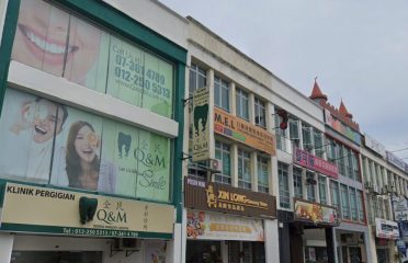 Q & M Dental Group Malaysia