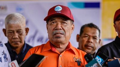 mohamad-sabu:-lkim,-nekmat-should-play-a-role-in-resolving-middleman-issue