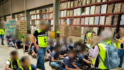 imigresen-tahan-56-warga-asing-di-johor