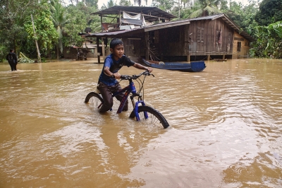 nadma:-2,953-flood-victims-in-terengganu,-pahang,-kelantan-and-johor-as-of-6am