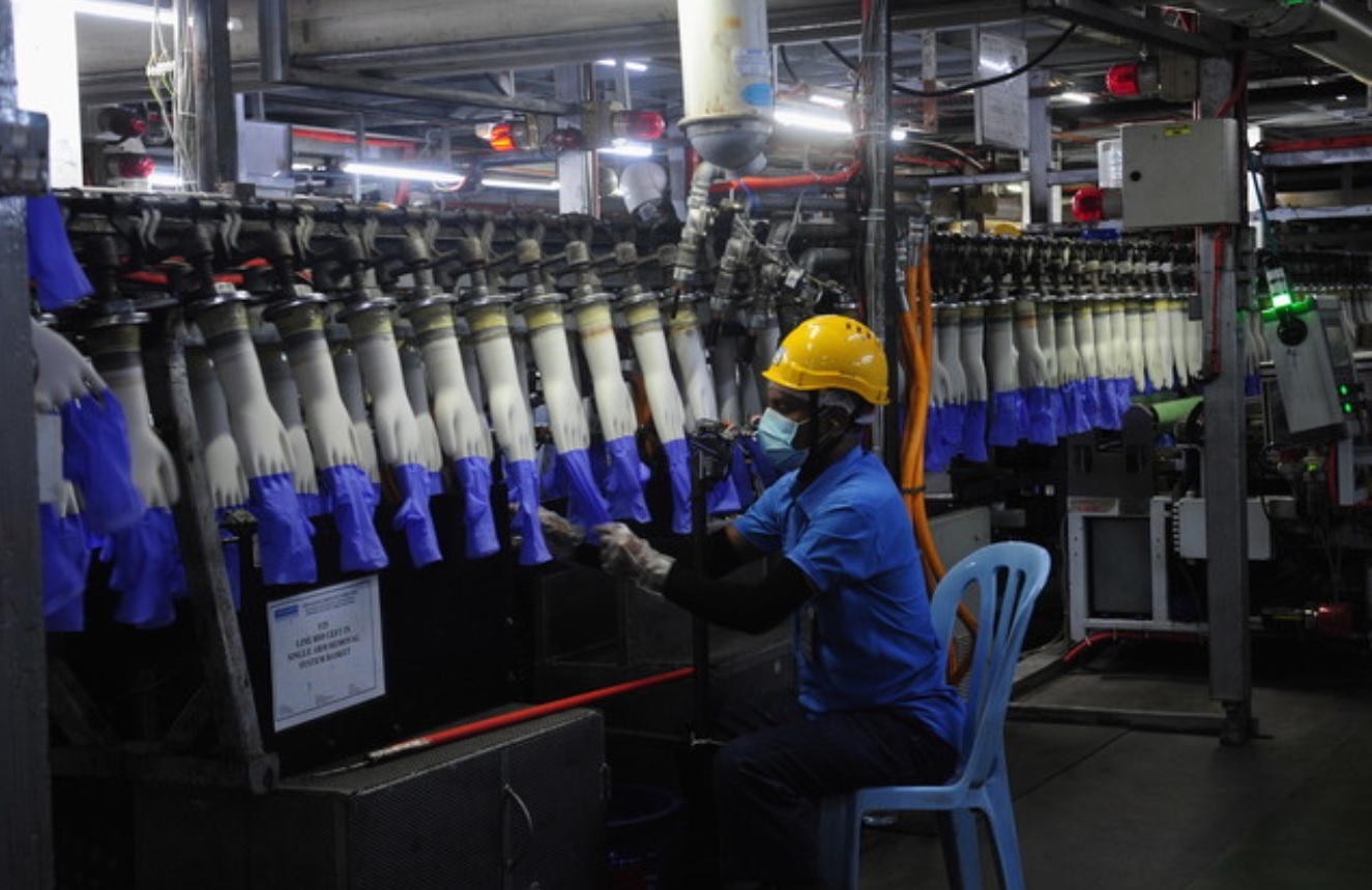 dosm:-manufacturing-industry-at-79.8-pct-operating-capacity-in-4q-2023