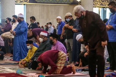 johor-govt-calls-on-state-islamic-religious-dept-to-prepare-special-sermon-on-importance-of-praying-for-fellow-muslims