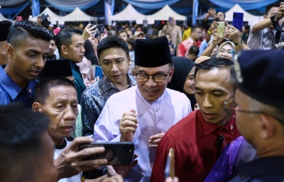 pm-anwar:-madani-govt-firmly-committed-to-resolving-people’s-issues,-hardcore-poverty 