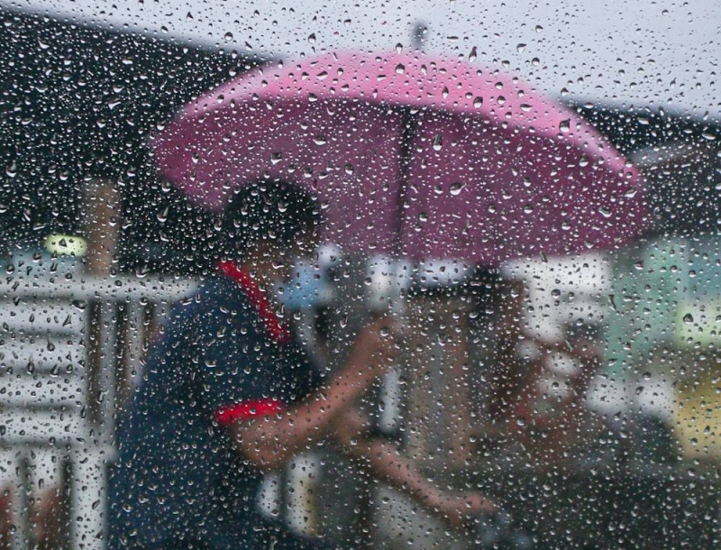 thunderstorms,-heavy-rain-expected-in-several-places-in-s’wak,-sabah