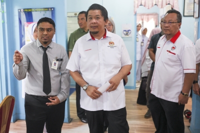 rompin-bus-trailer-crash:-eight-victims-still-receiving-treatment-in-hospital,-says-health-deputy-minister 