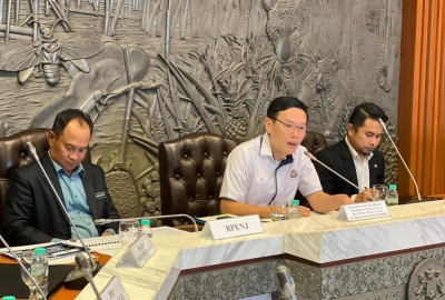 johor-forms-task-force-to-tackle-foreign-worker-issues-in-pengerang,-says-exco 