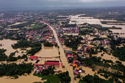 times-malaysia-was-hit-hard-by-severe-floods-that-took-lives-and-caused-billions-in-damage