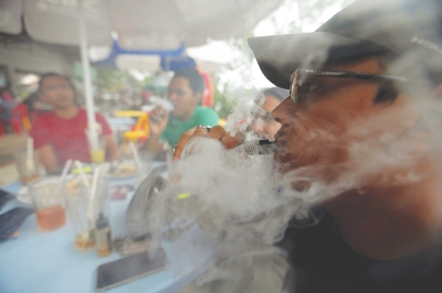 sweet-like-candy:-are-vapes-targeting-kids-with-its-fruity-flavours?