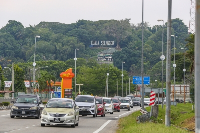 malaysia’s-ageing-population:-11-districts-see-rise-in-residents-aged-65-and-over,-says-stats-dept