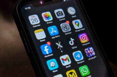 after-sweet-taste-of-profits,-johor-factory-supervisor-gets-bitter-taste-of-losing-over-rm1m-to-tiktok-mall-scammer