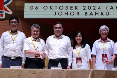 dap’s-loke:-forget-calls-for-unity-govt-in-johor,-pakatan-must-remember-that-bn-won-state-election-comfortably-with-40-seats