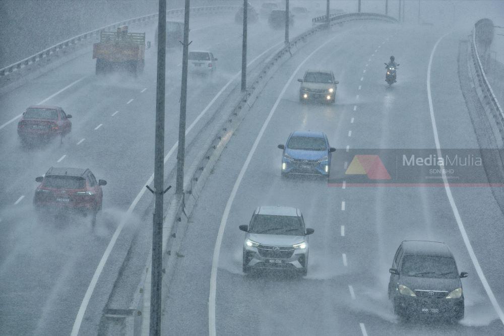 ribut-petir-landa-7-negeri-petang-ini