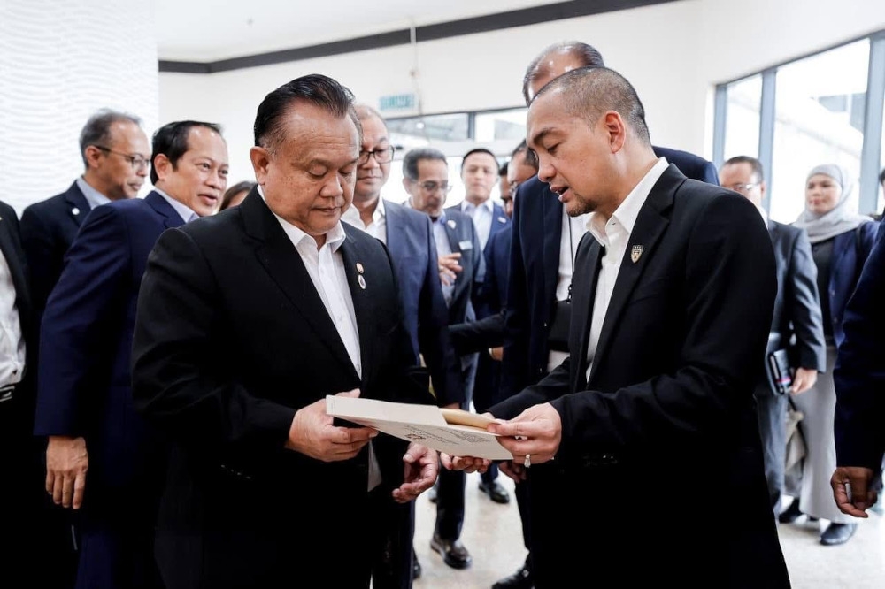 johor-seeks-federal-approval-to-revive-meridin-east-pasir-gudang-flyover,-ease-congestion-woes,-says-mb