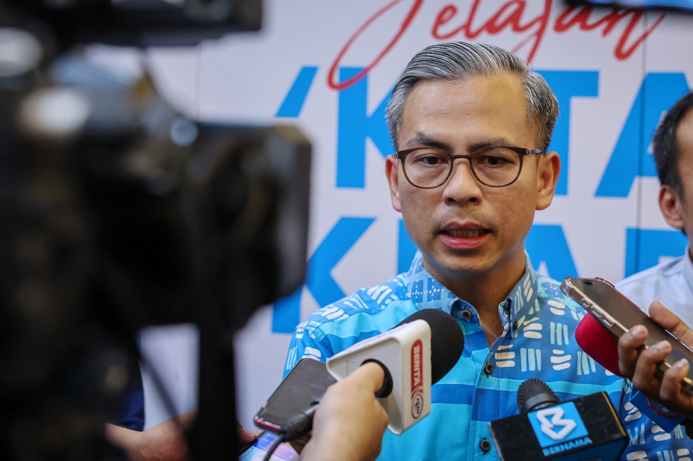 pkr-may-act-against-division-members-threatening-resignation,-warns-fahmi-fadzil