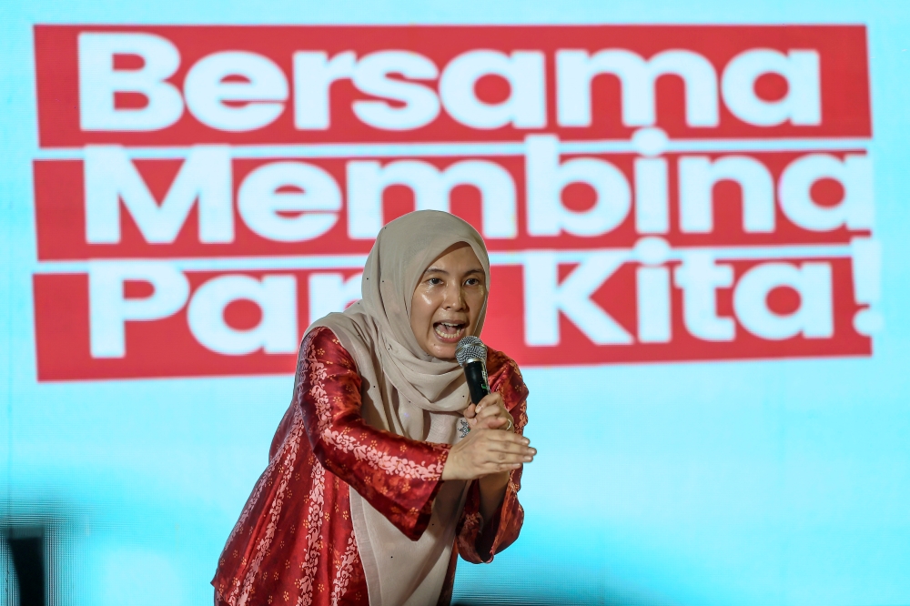 nurul-izzah-says-grassroots-involvement-key-to-restoring-trust-and-building-the-nation