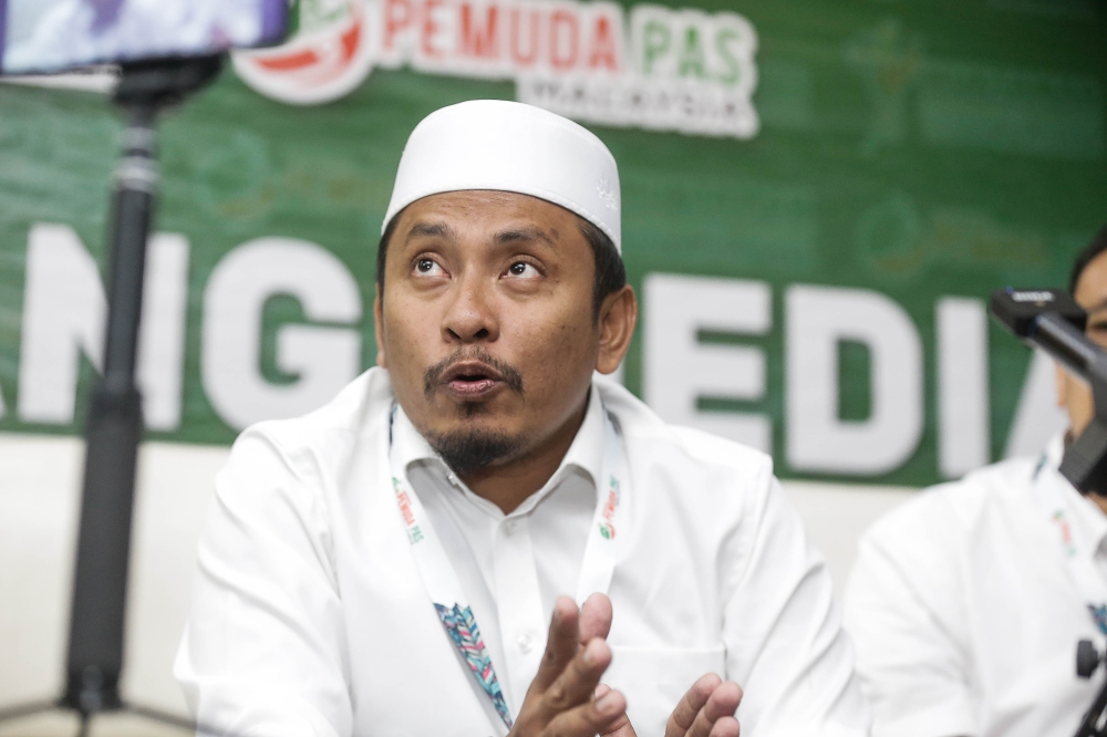 perikatan-will-move-forward-with-spirit-despite- ‘storm-of-resignations’,-says-pas info-chief