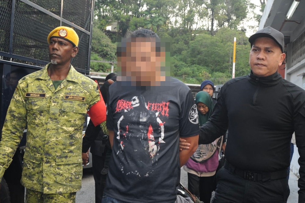 school-guard-pleads-guilty-to-13-charges-of-sexually-assaulting-six-year-old-daughter-in-johor-bahru