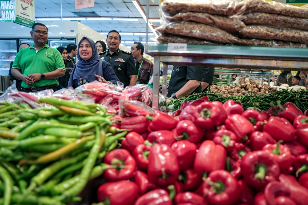 johor-trade-ministry-says-supplies-sufficient,-no-need-for-panic-buying-due-to-west-asia-conflict