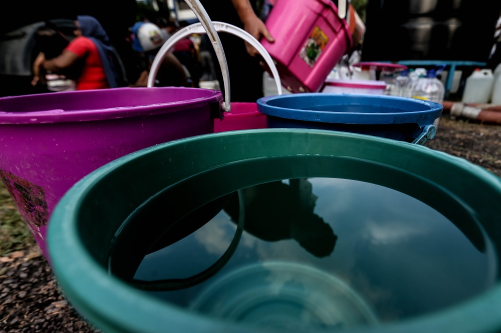 drought-bites:-johor-moves-desalination-plant-to-lok-heng-wtp-to-restore-water-supply