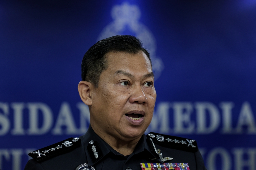 after-nearly-three-years,-johor-police-reclassify-baby’s-death-as-murder,-father-named-main-suspect